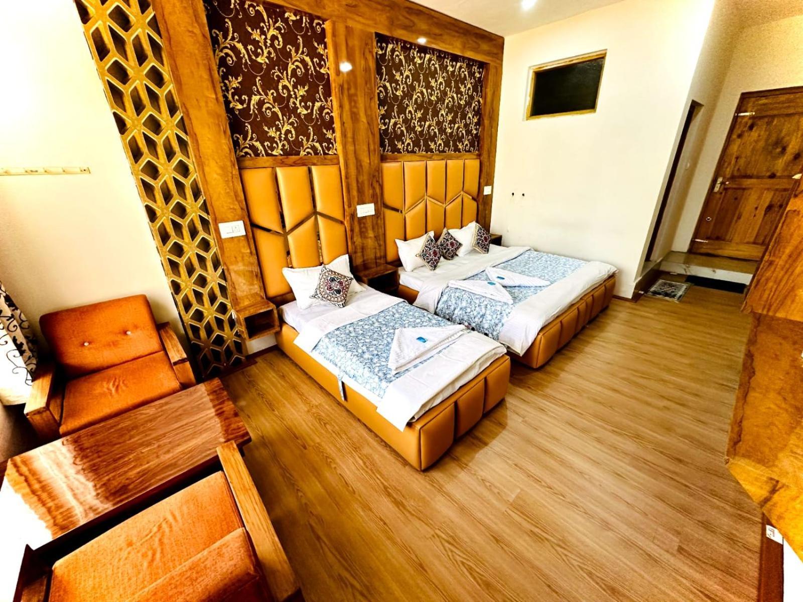 Gulmarg Gs Residency Hotel Eksteriør bilde