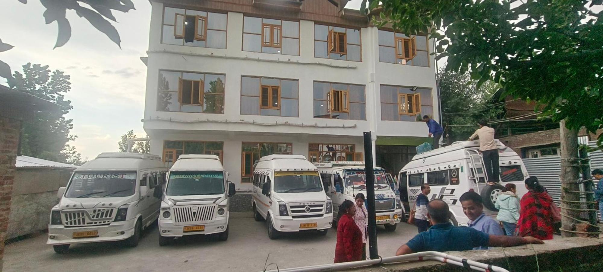 Gulmarg Gs Residency Hotel Eksteriør bilde